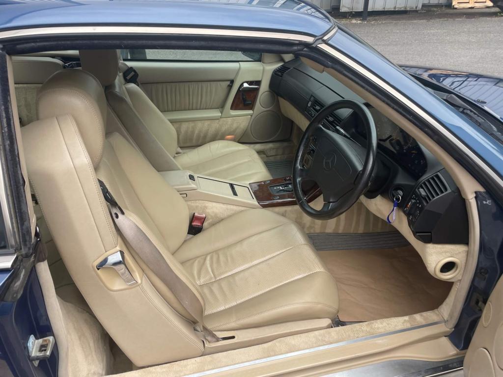 1994 Mercedes - Benz SL320