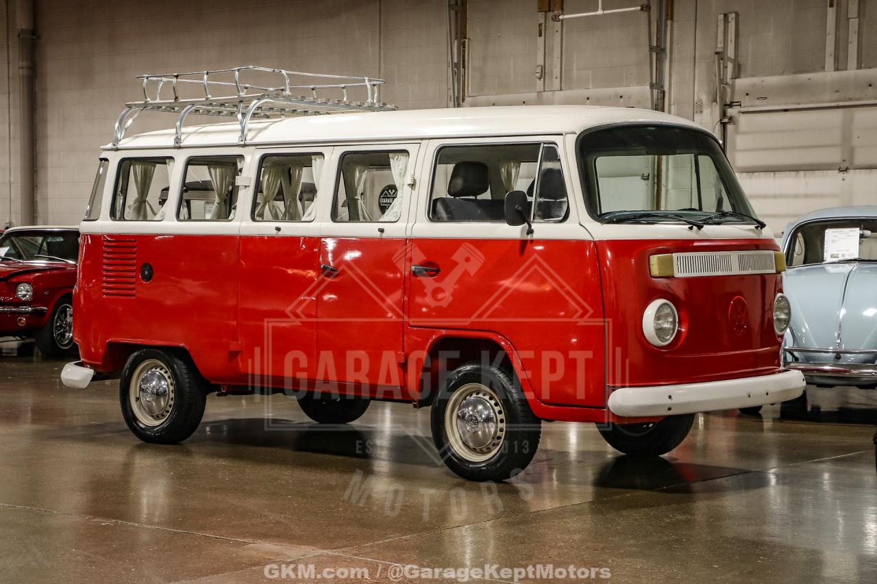 1973 Volkswagen Type 2 Bus