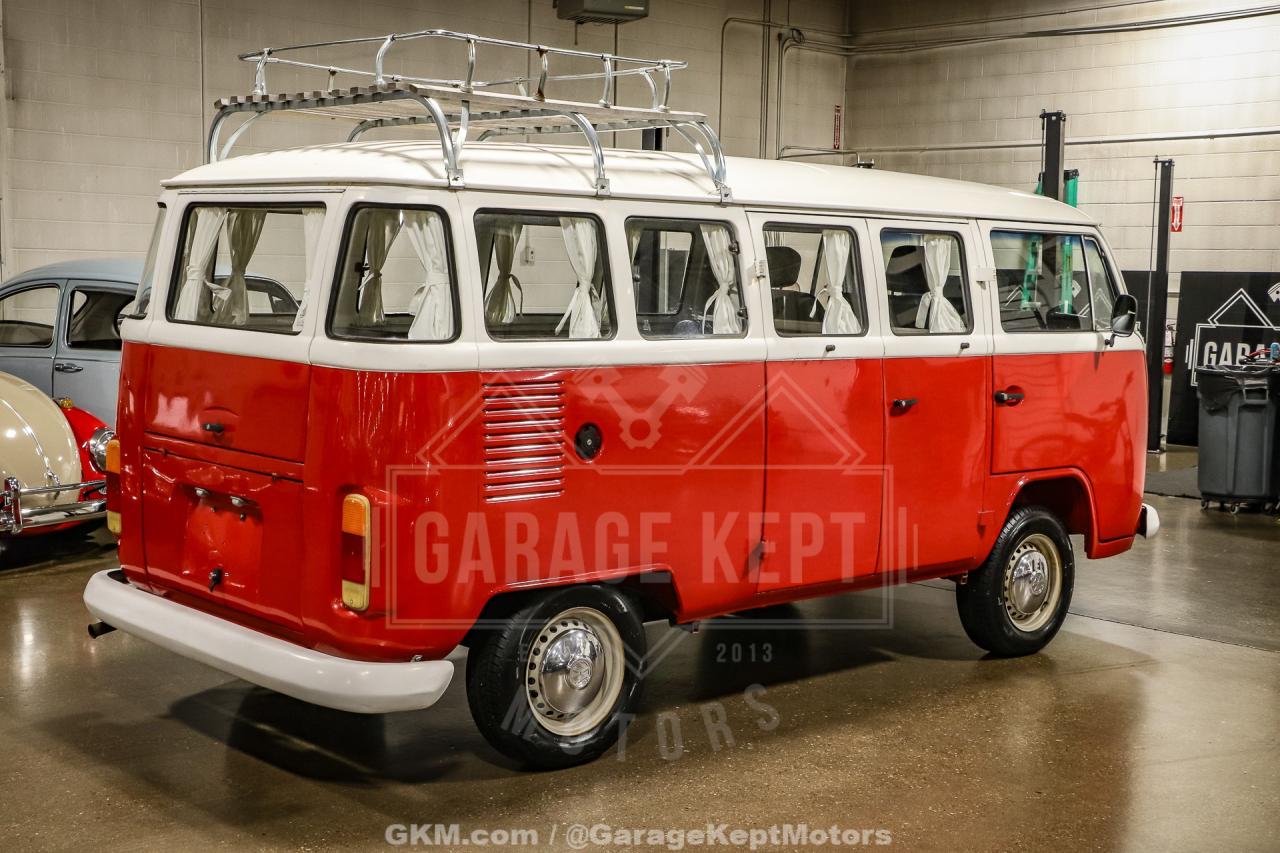 1973 Volkswagen Type 2 Bus
