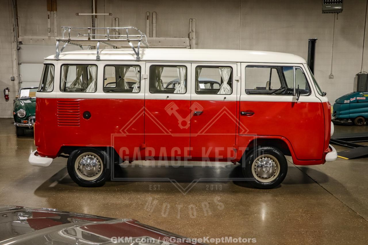 1973 Volkswagen Type 2 Bus