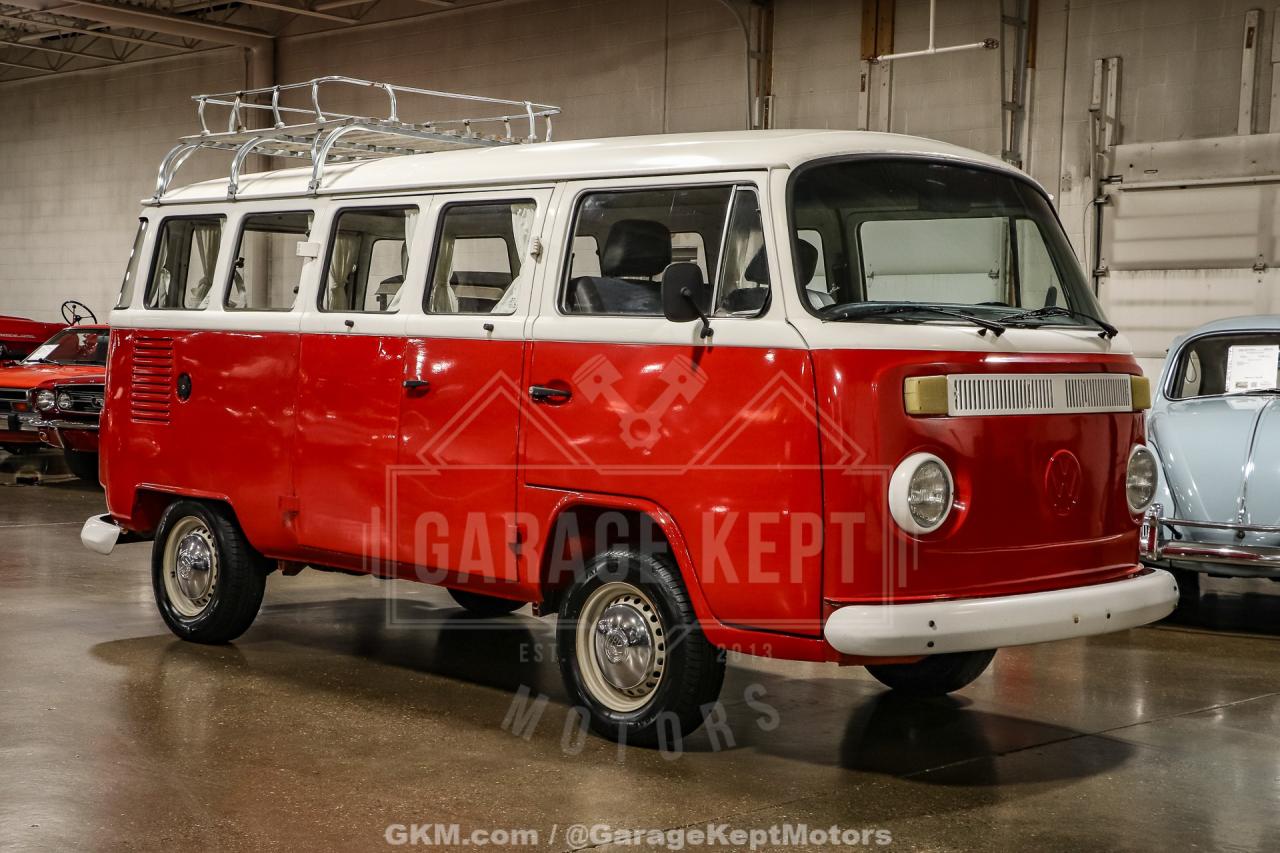 1973 Volkswagen Type 2 Bus