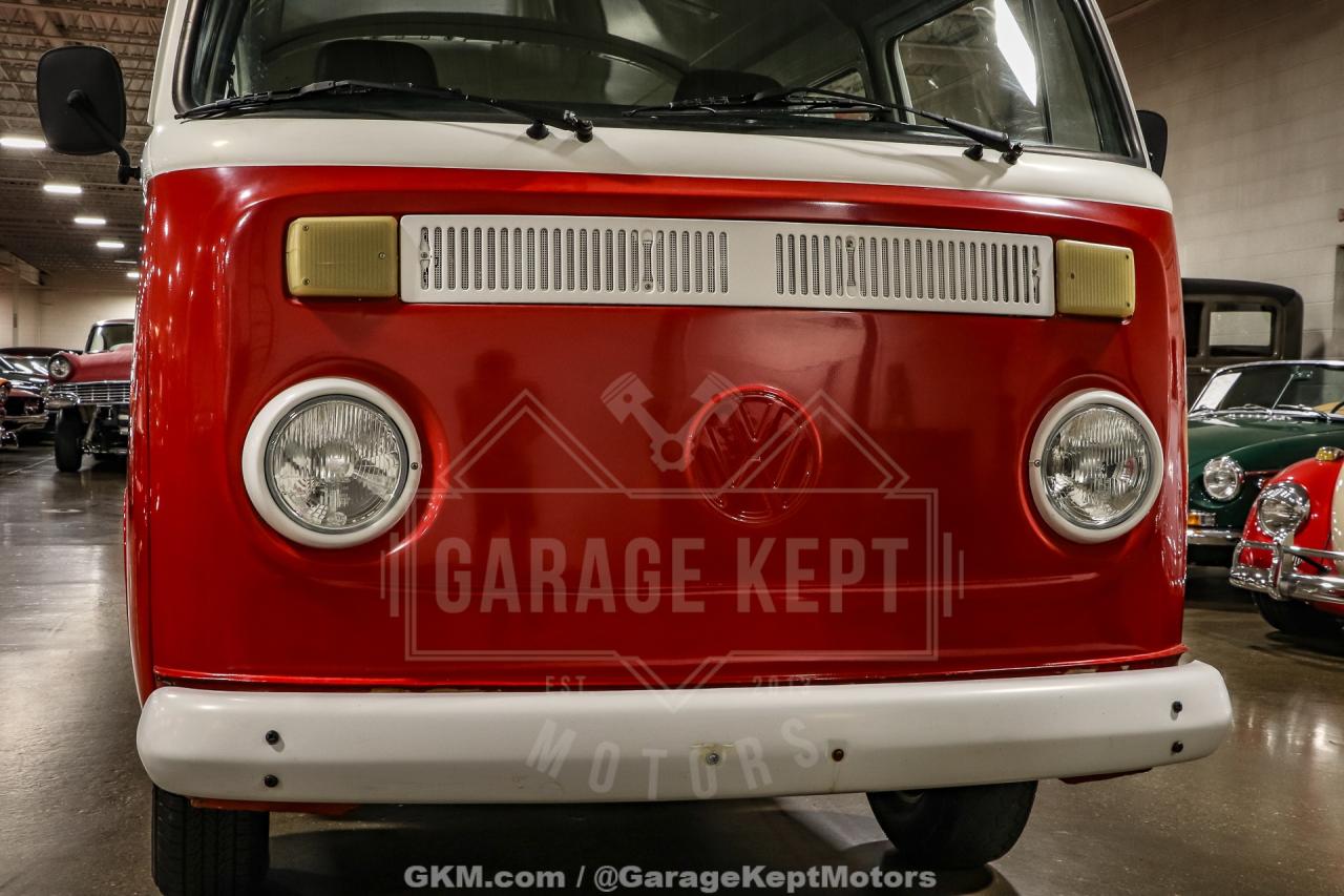 1973 Volkswagen Type 2 Bus