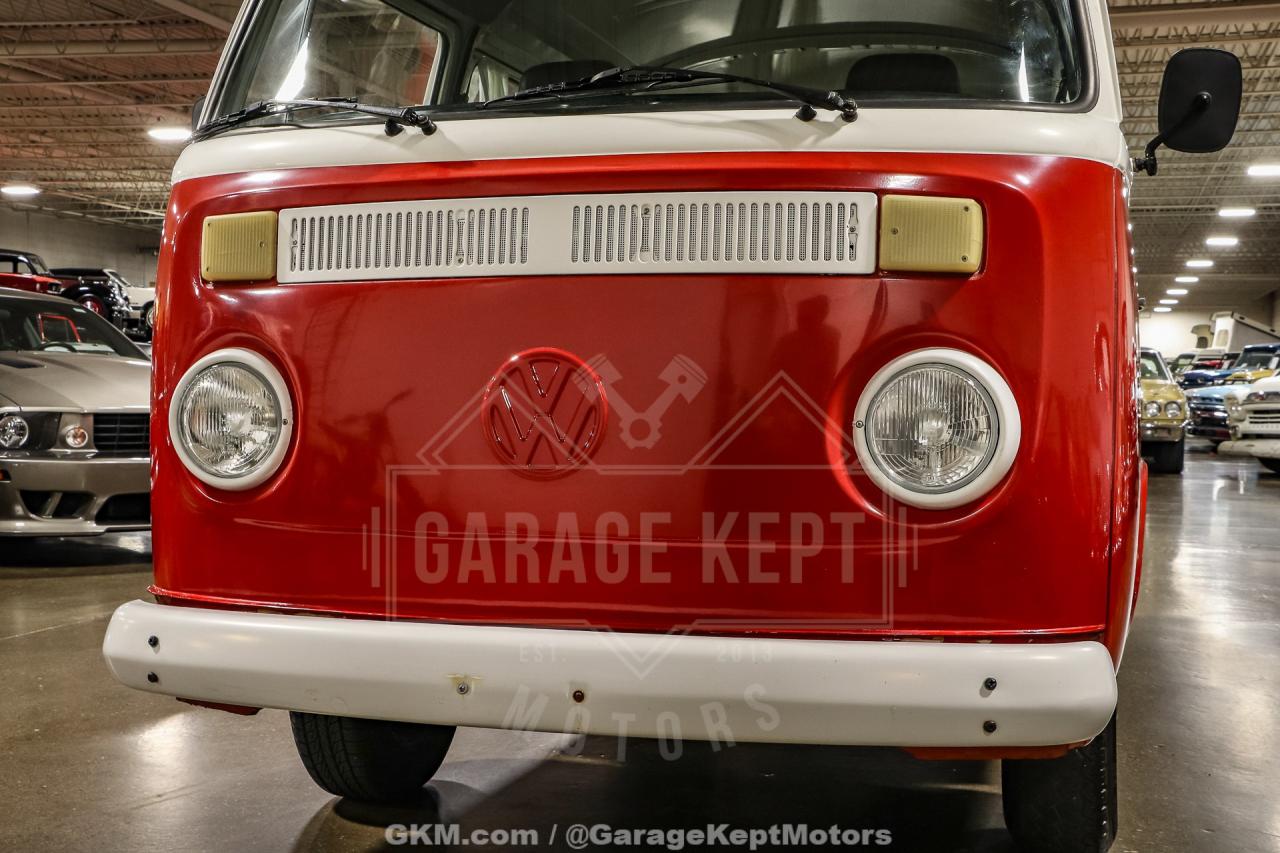 1973 Volkswagen Type 2 Bus