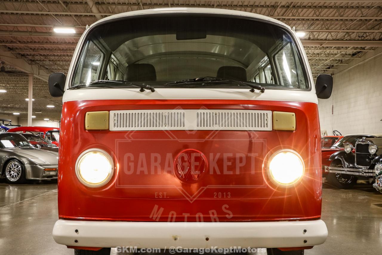 1973 Volkswagen Type 2 Bus