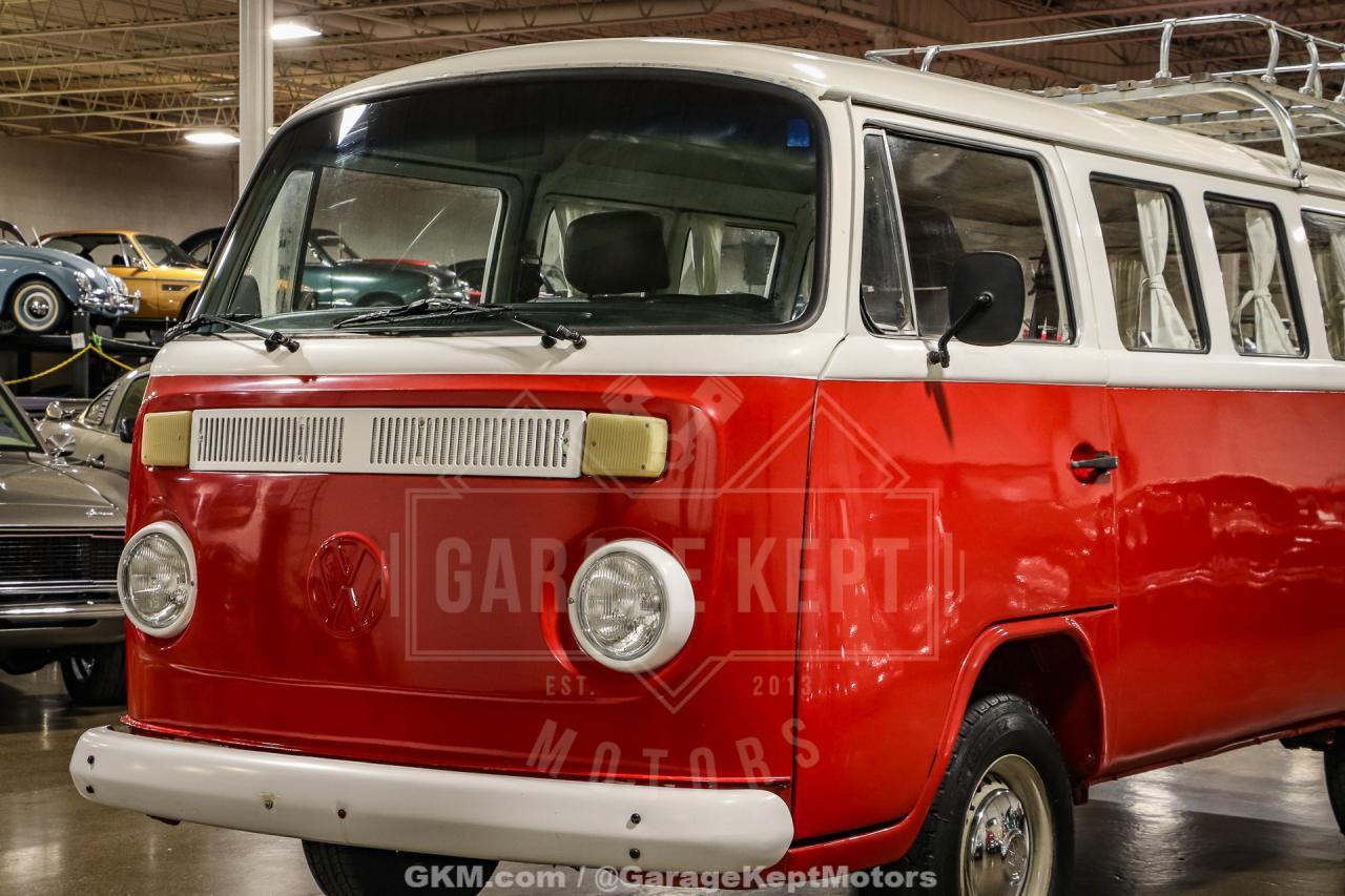 1973 Volkswagen Type 2 Bus