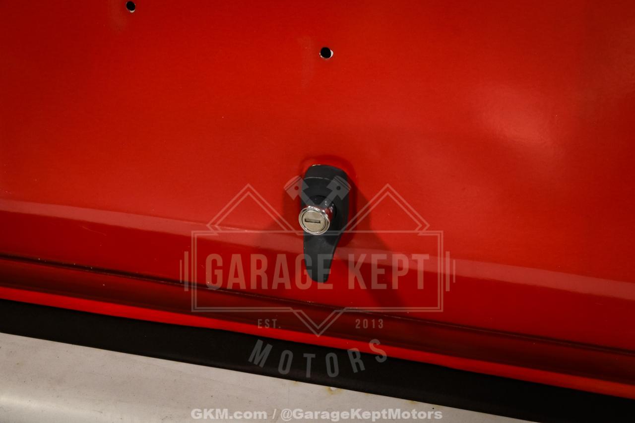 1973 Volkswagen Type 2 Bus