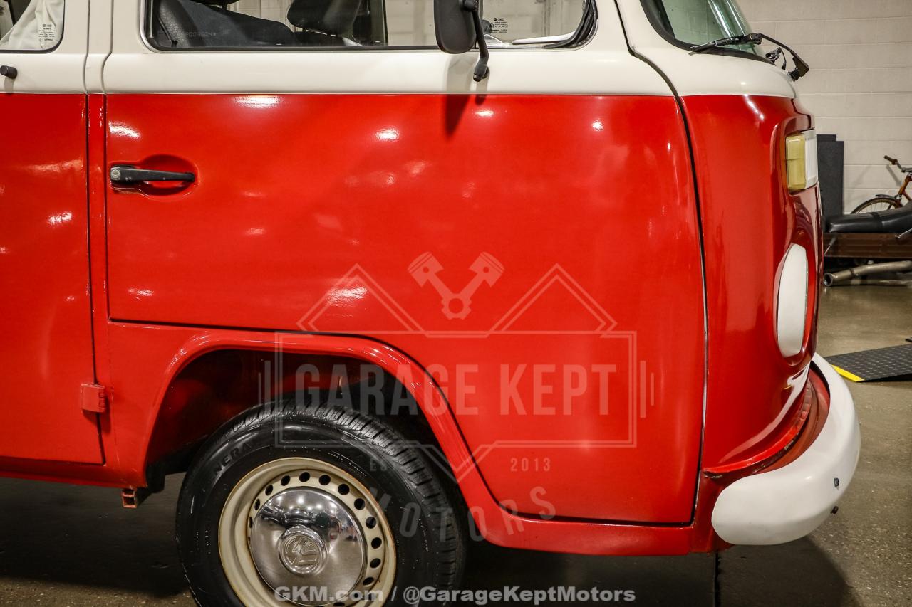 1973 Volkswagen Type 2 Bus