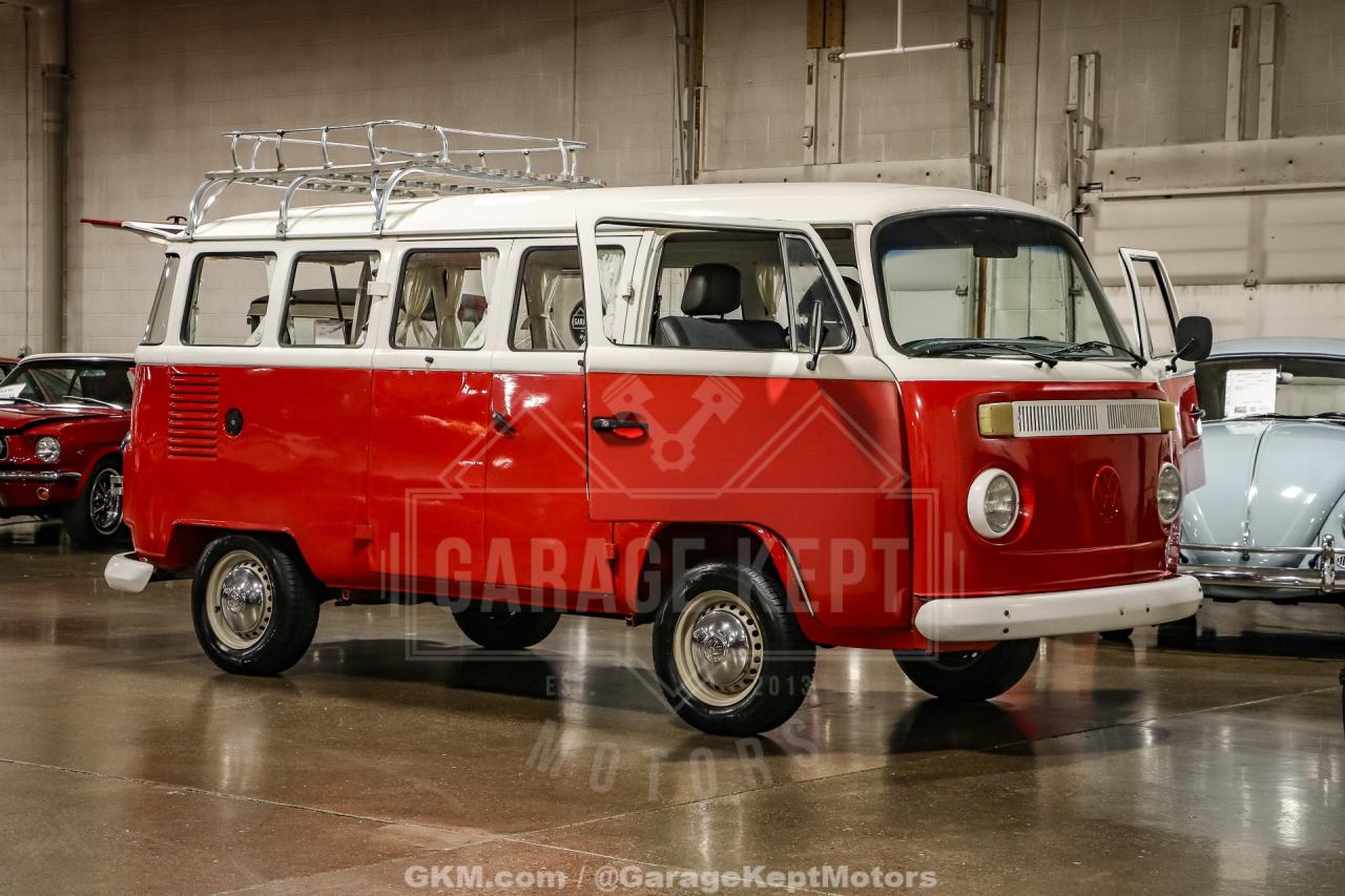 1973 Volkswagen Type 2 Bus
