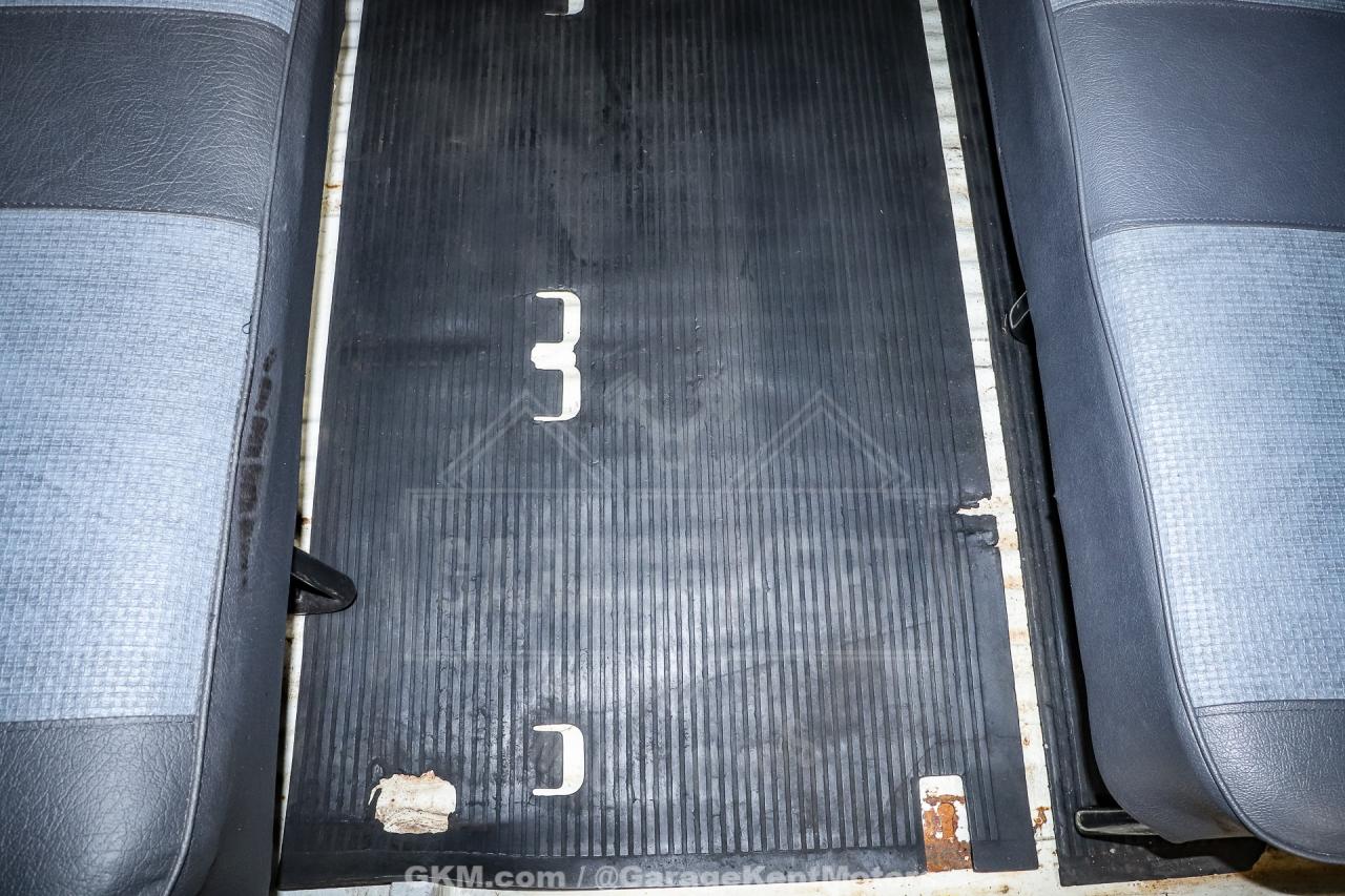 1973 Volkswagen Type 2 Bus