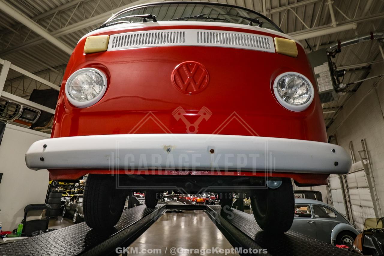 1973 Volkswagen Type 2 Bus