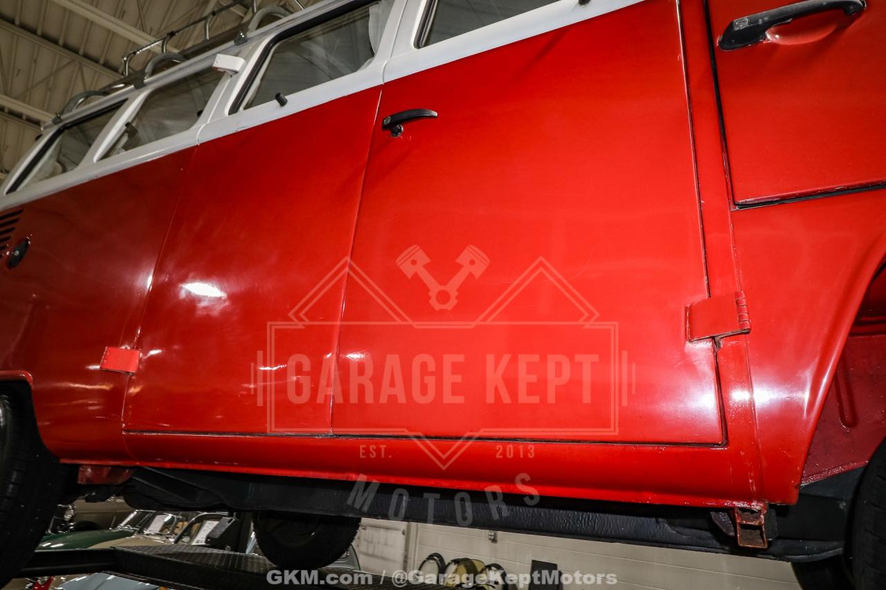 1973 Volkswagen Type 2 Bus