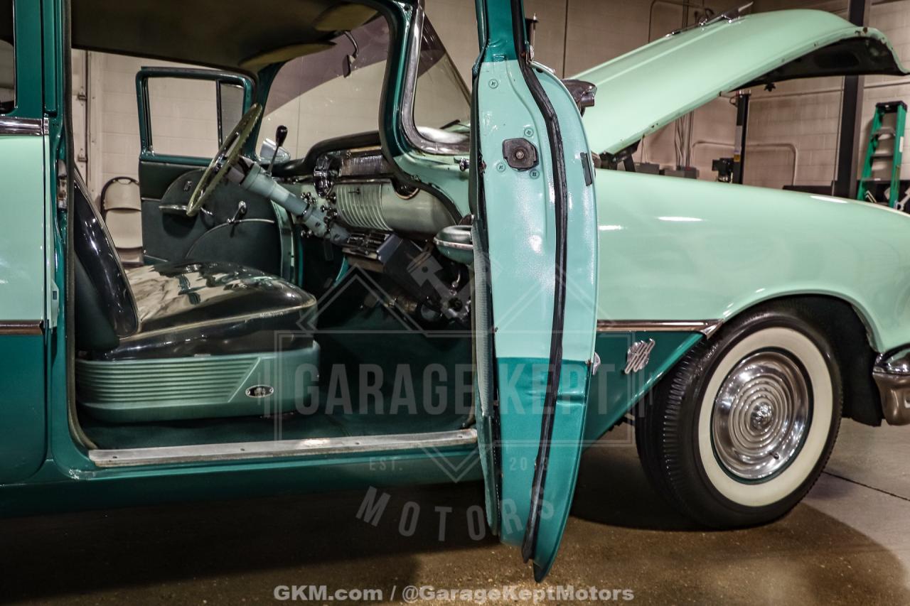 1956 Oldsmobile Super 88 Holiday Sedan