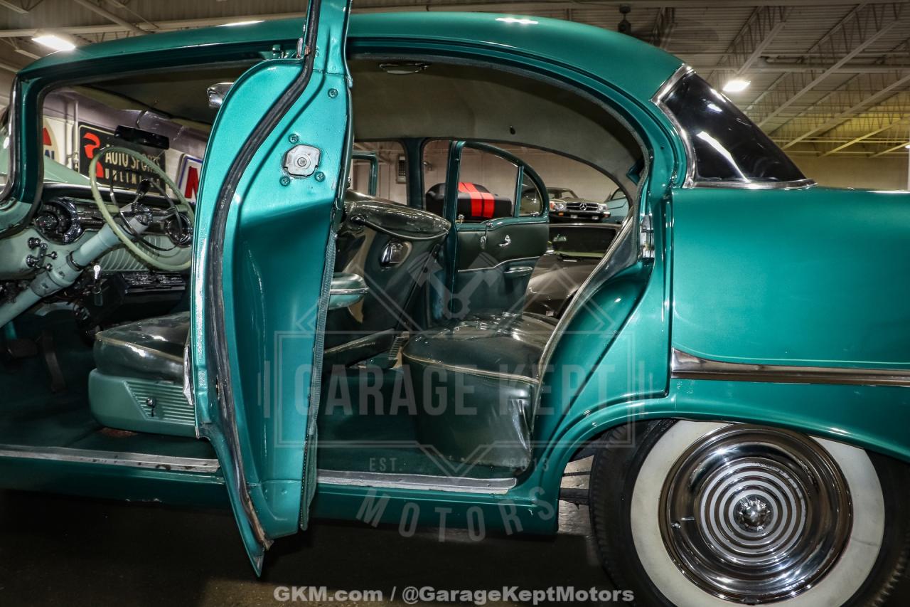 1956 Oldsmobile Super 88 Holiday Sedan