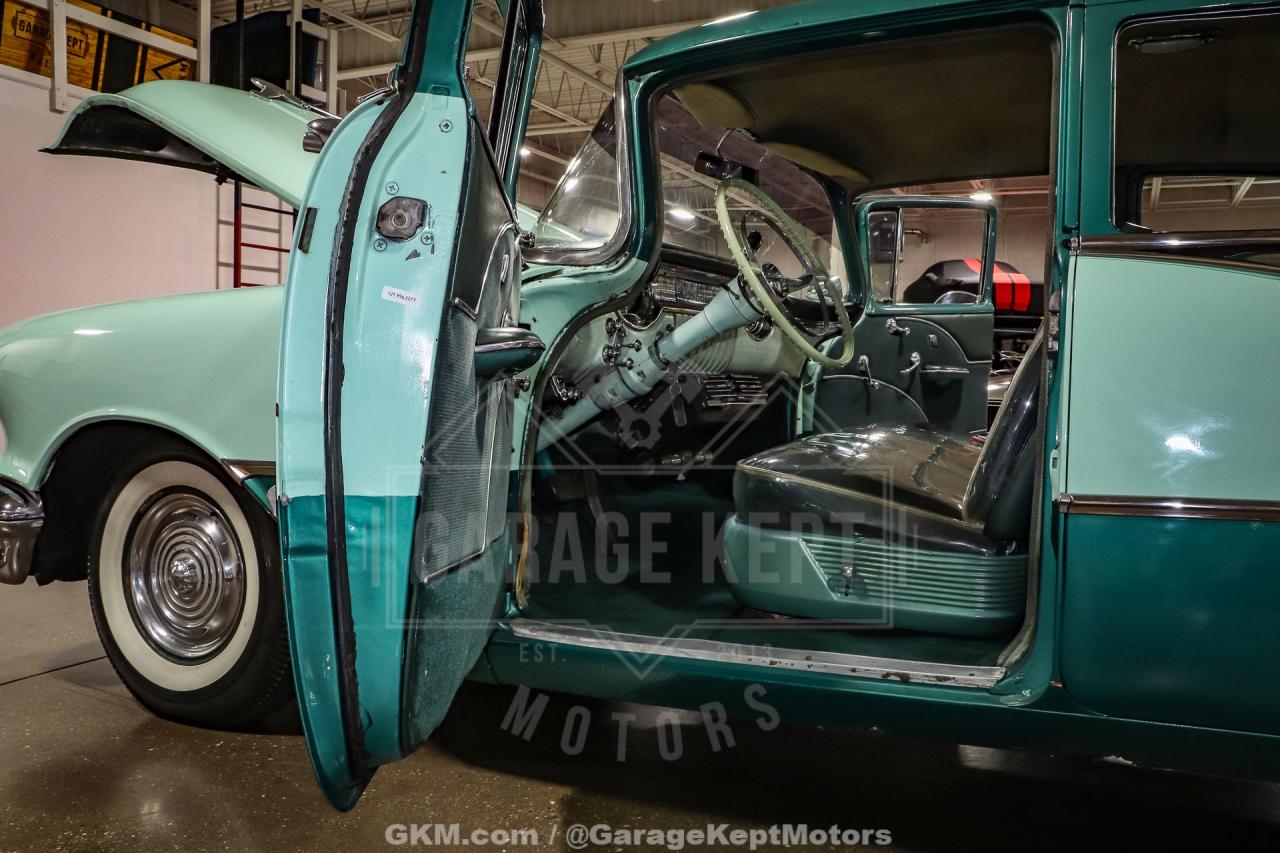 1956 Oldsmobile Super 88 Holiday Sedan