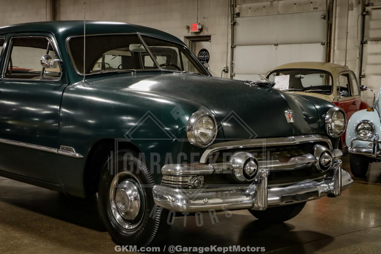 1951 Ford Custom Deluxe