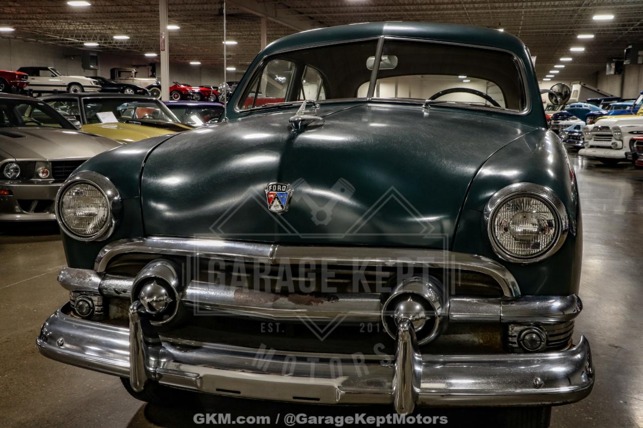 1951 Ford Custom Deluxe
