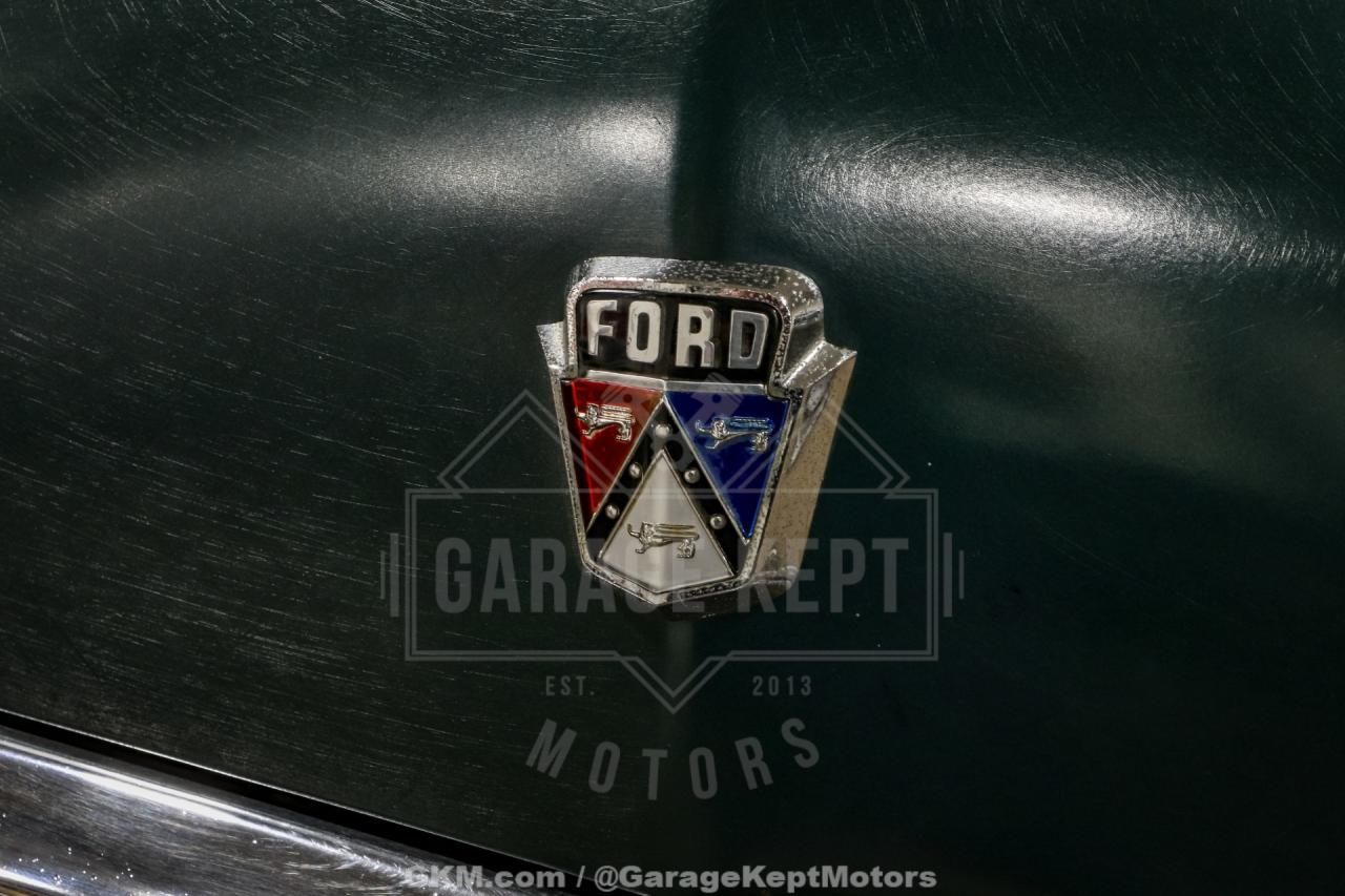 1951 Ford Custom Deluxe