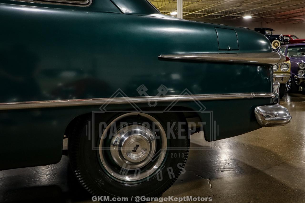 1951 Ford Custom Deluxe