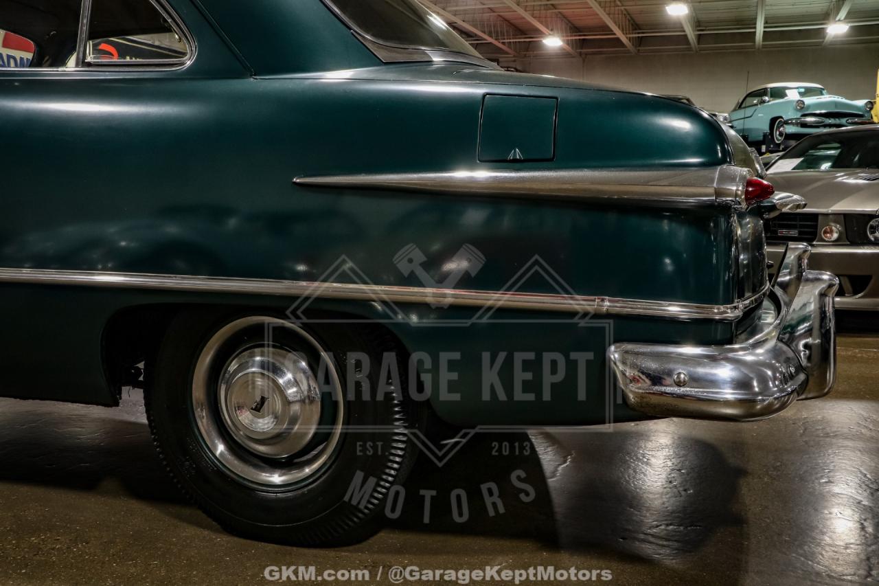 1951 Ford Custom Deluxe