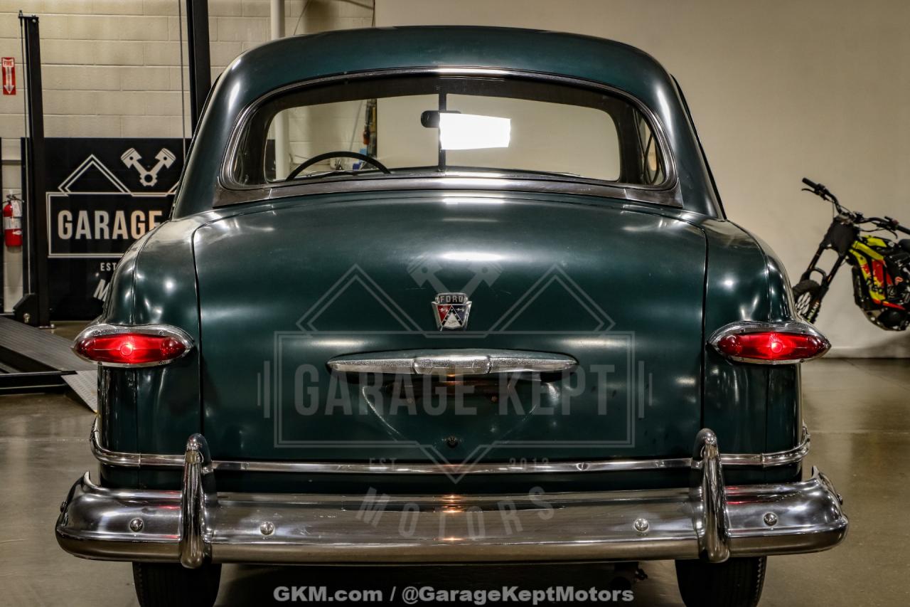 1951 Ford Custom Deluxe