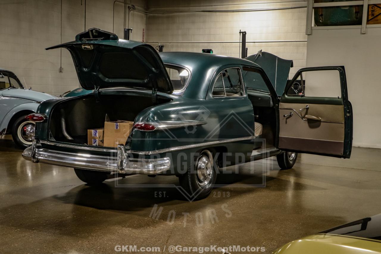 1951 Ford Custom Deluxe