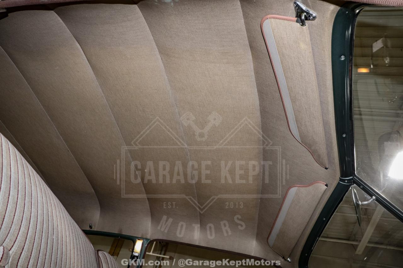 1951 Ford Custom Deluxe