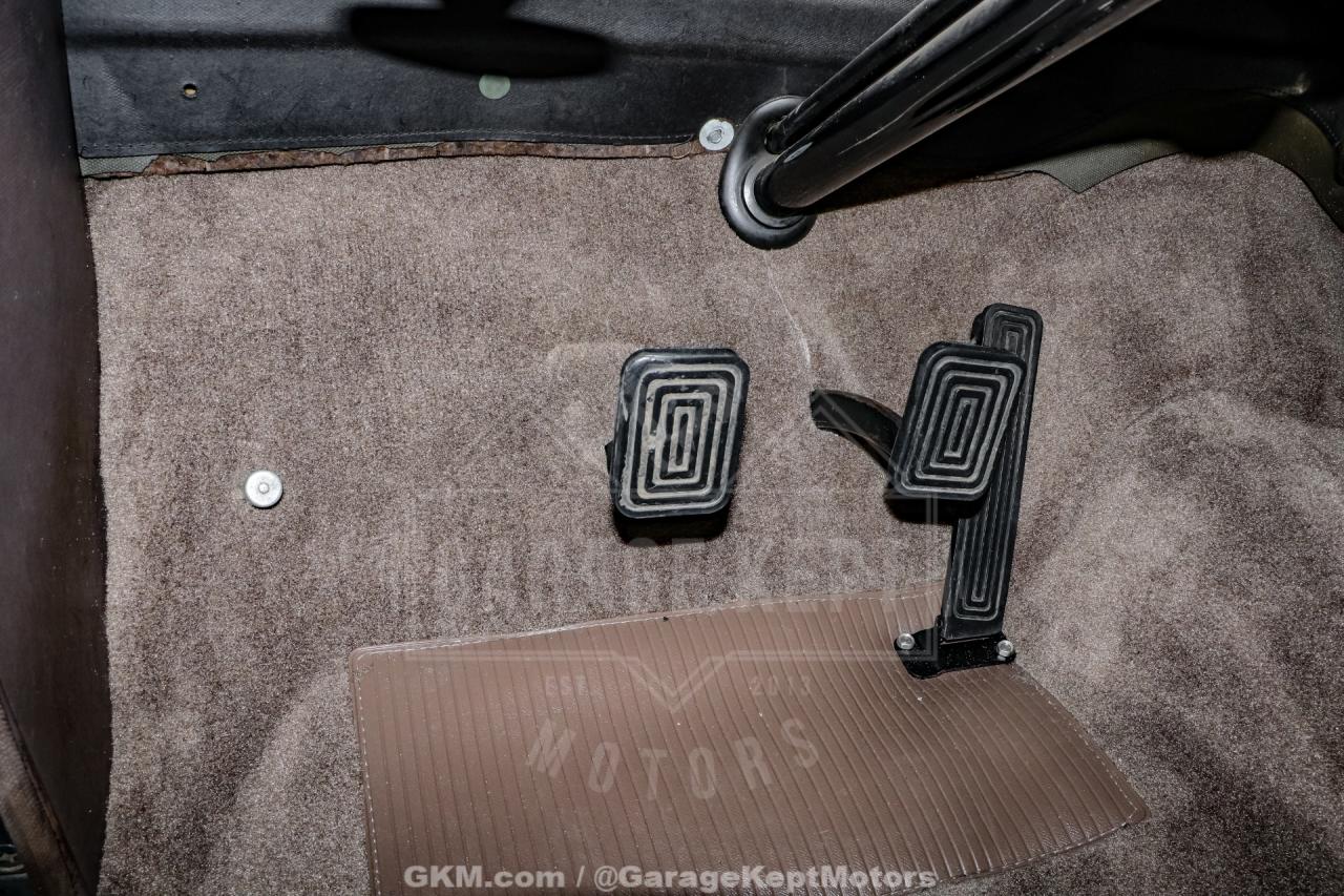 1951 Ford Custom Deluxe