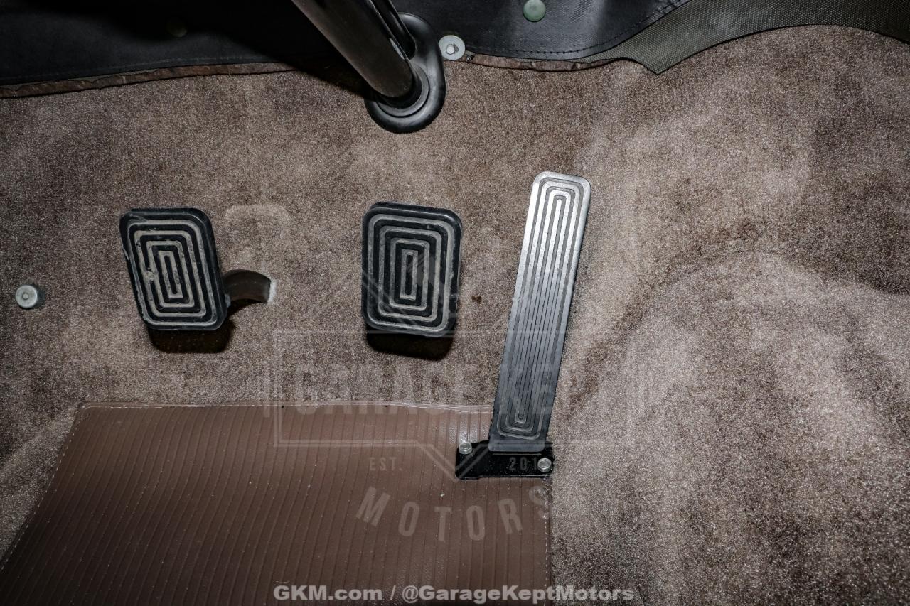 1951 Ford Custom Deluxe