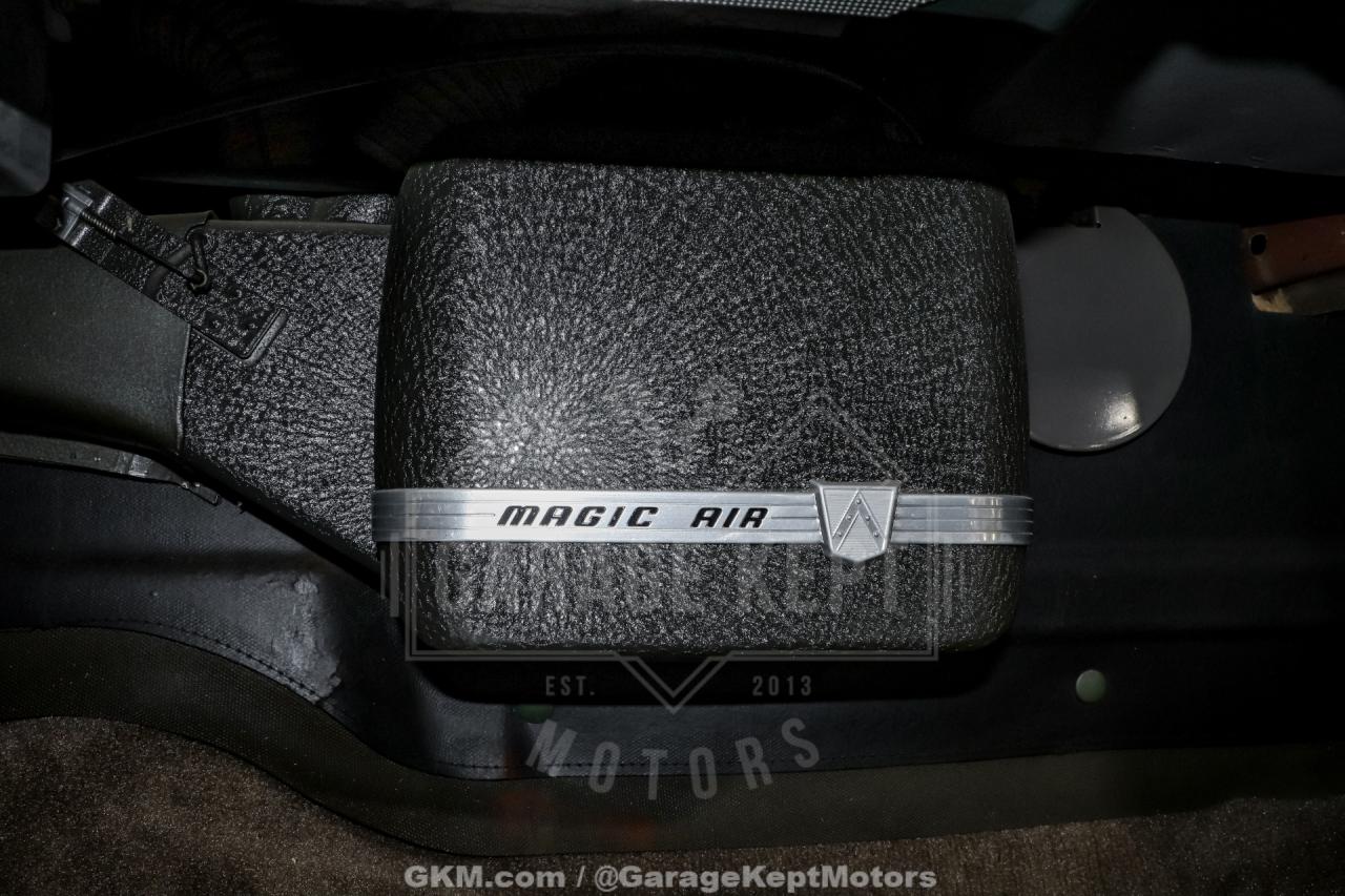 1951 Ford Custom Deluxe