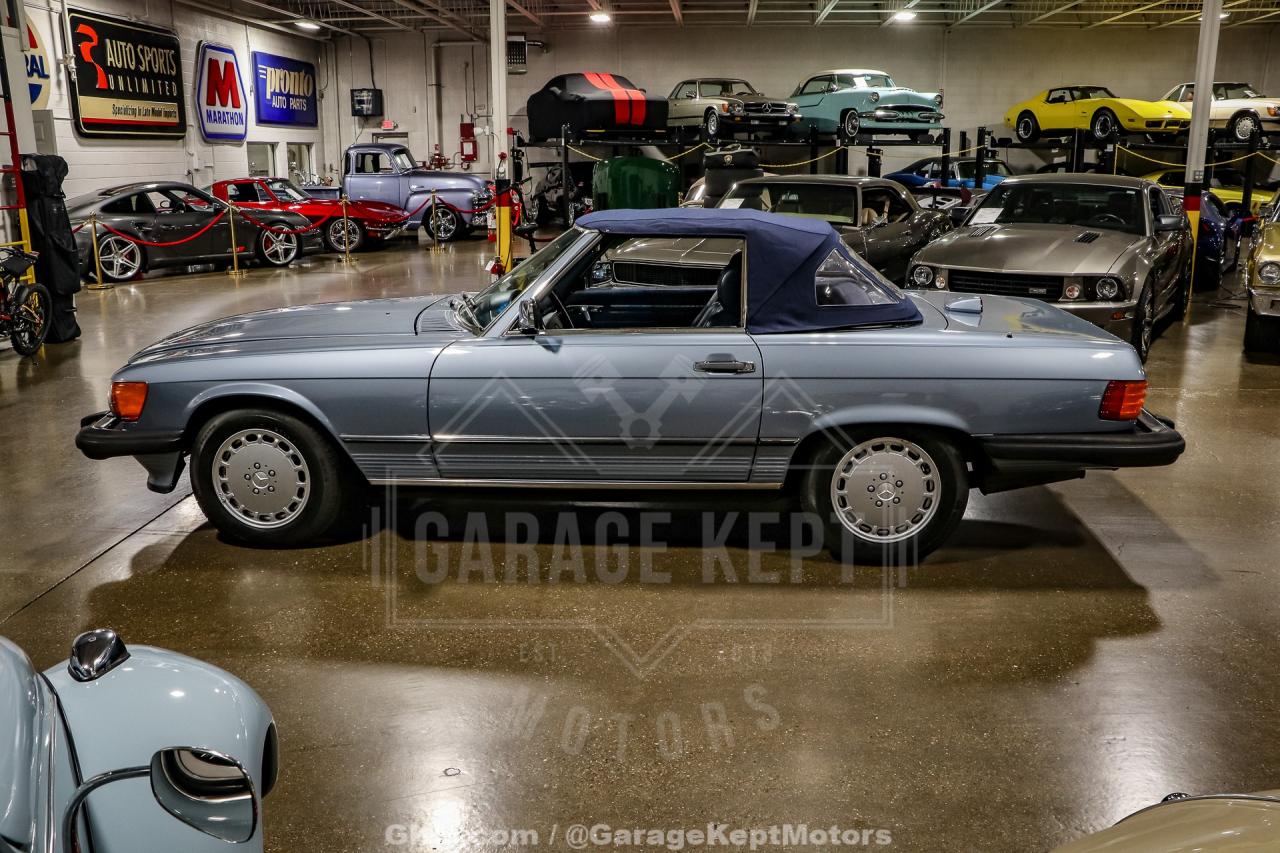 1986 Mercedes - Benz 560SL