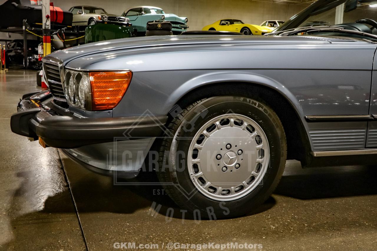 1986 Mercedes - Benz 560SL