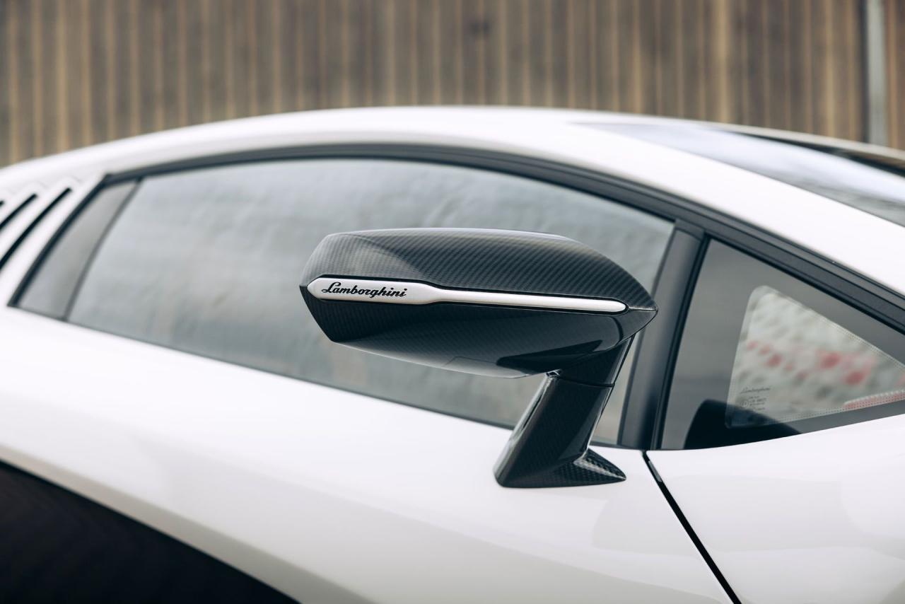 2022 Lamborghini Countach LPI 800-4