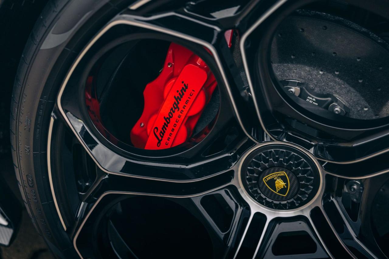 2022 Lamborghini Countach LPI 800-4