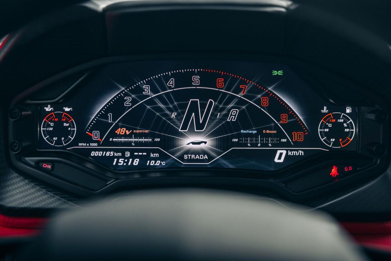 2022 Lamborghini Countach LPI 800-4