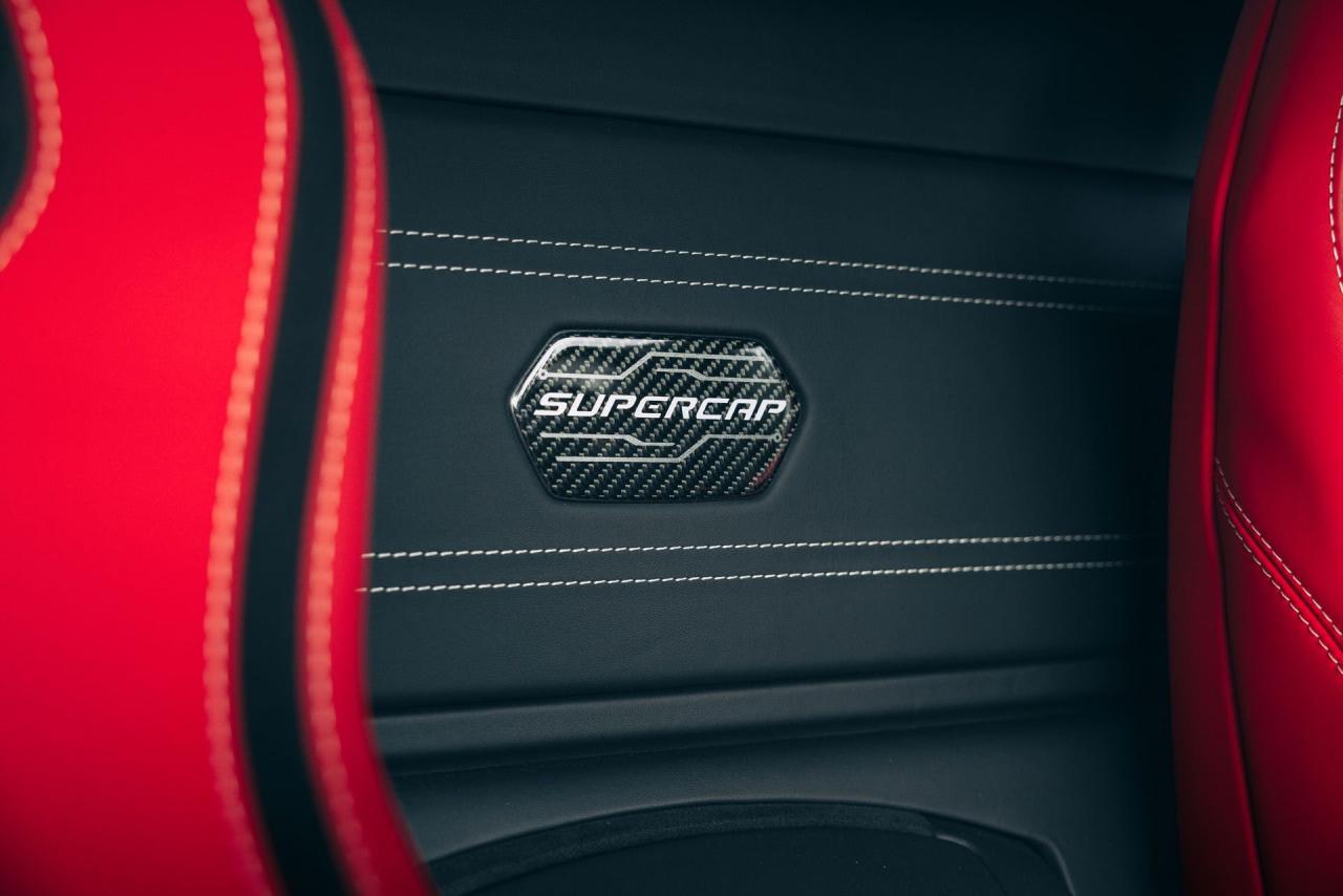 2022 Lamborghini Countach LPI 800-4