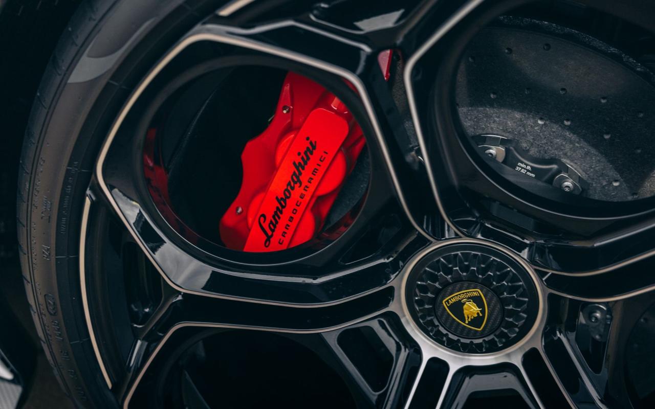 2022 Lamborghini Countach LPI 800-4