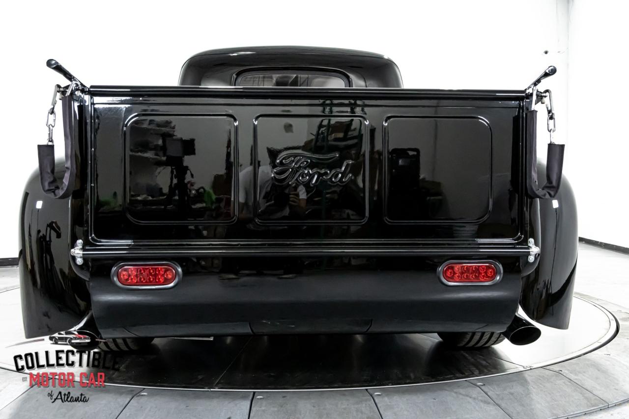 1949 Ford F1 Restomod