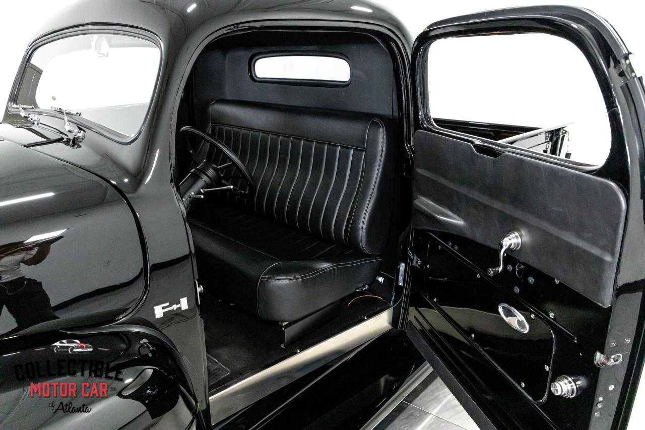 1949 Ford F1 Restomod