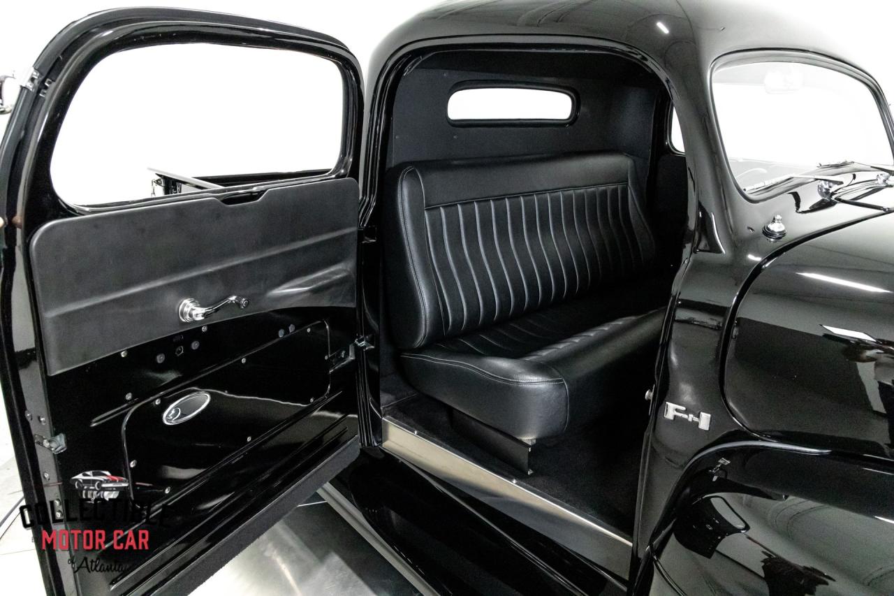 1949 Ford F1 Restomod