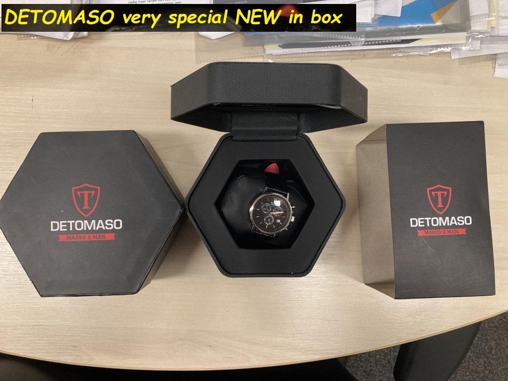 1960 De Tomaso watch