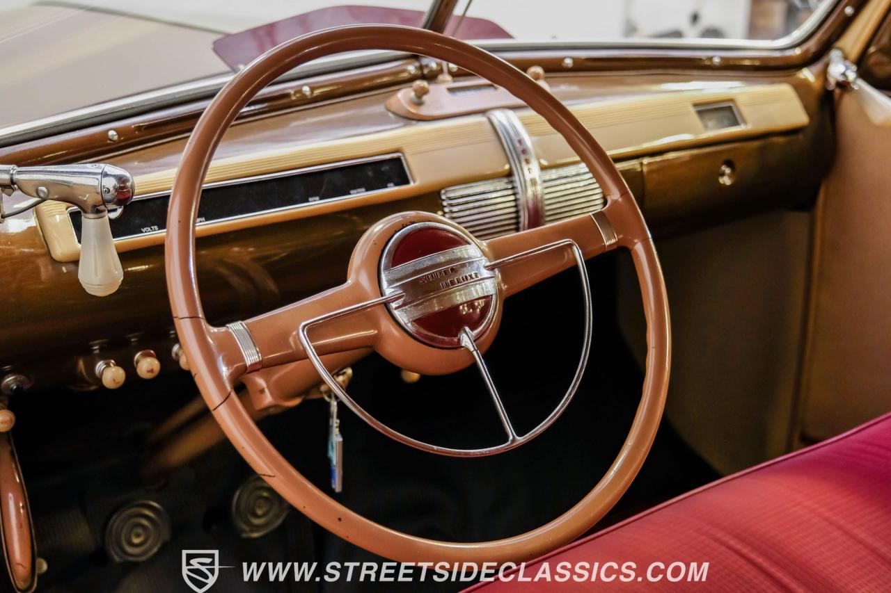 1941 Ford Deluxe Tudor Sedan