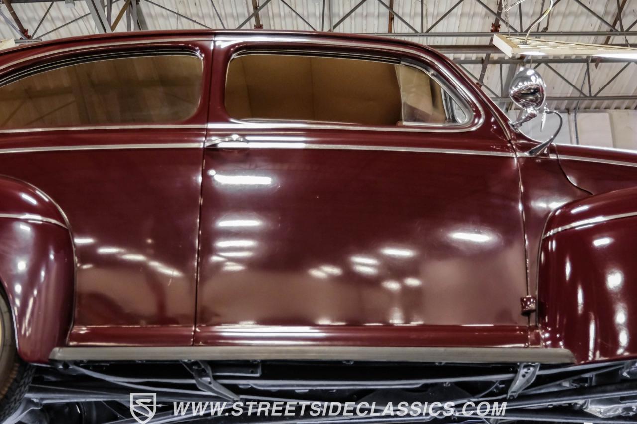 1941 Ford Deluxe Tudor Sedan