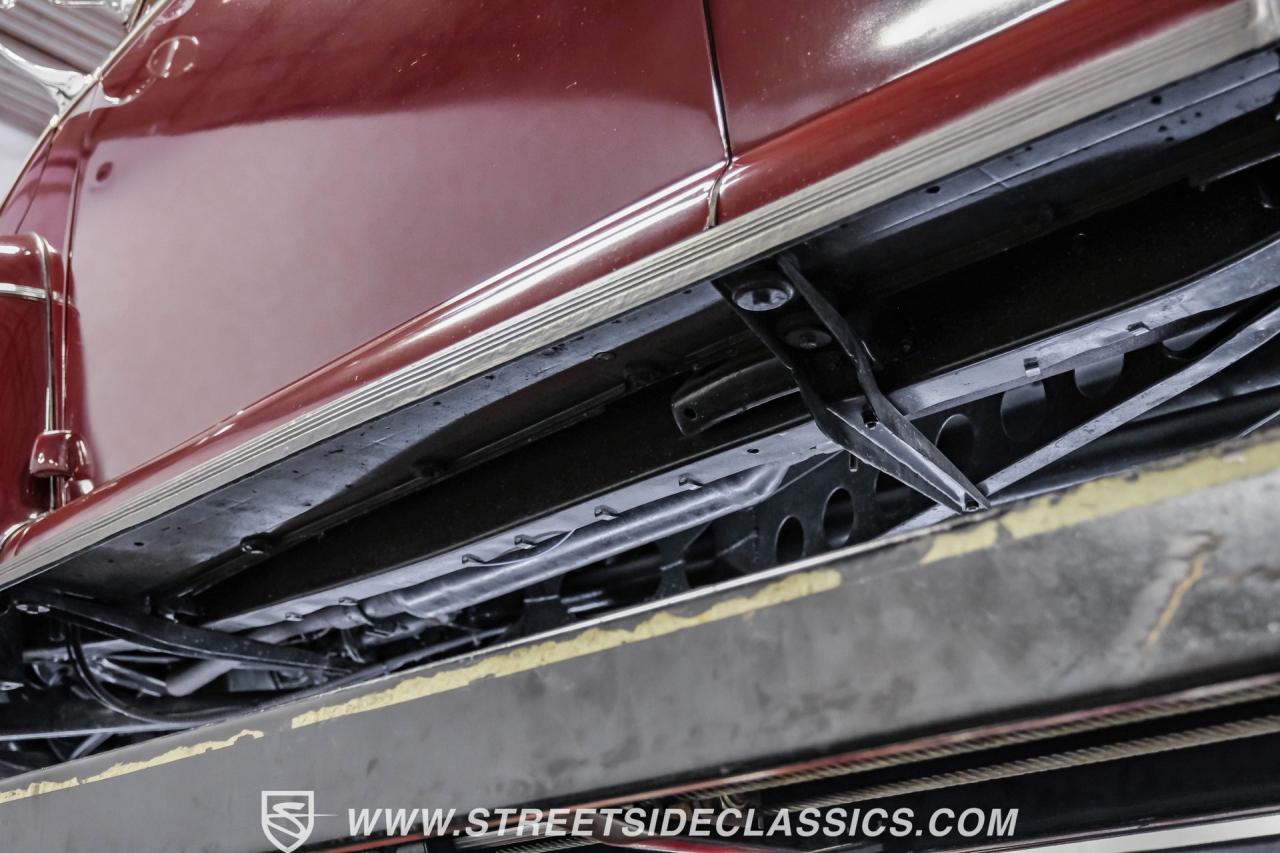 1941 Ford Deluxe Tudor Sedan