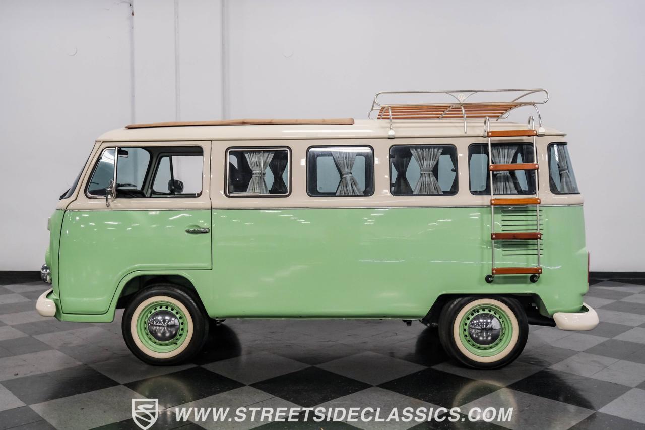 1994 Volkswagen Type 2 13 Window Deluxe Bus