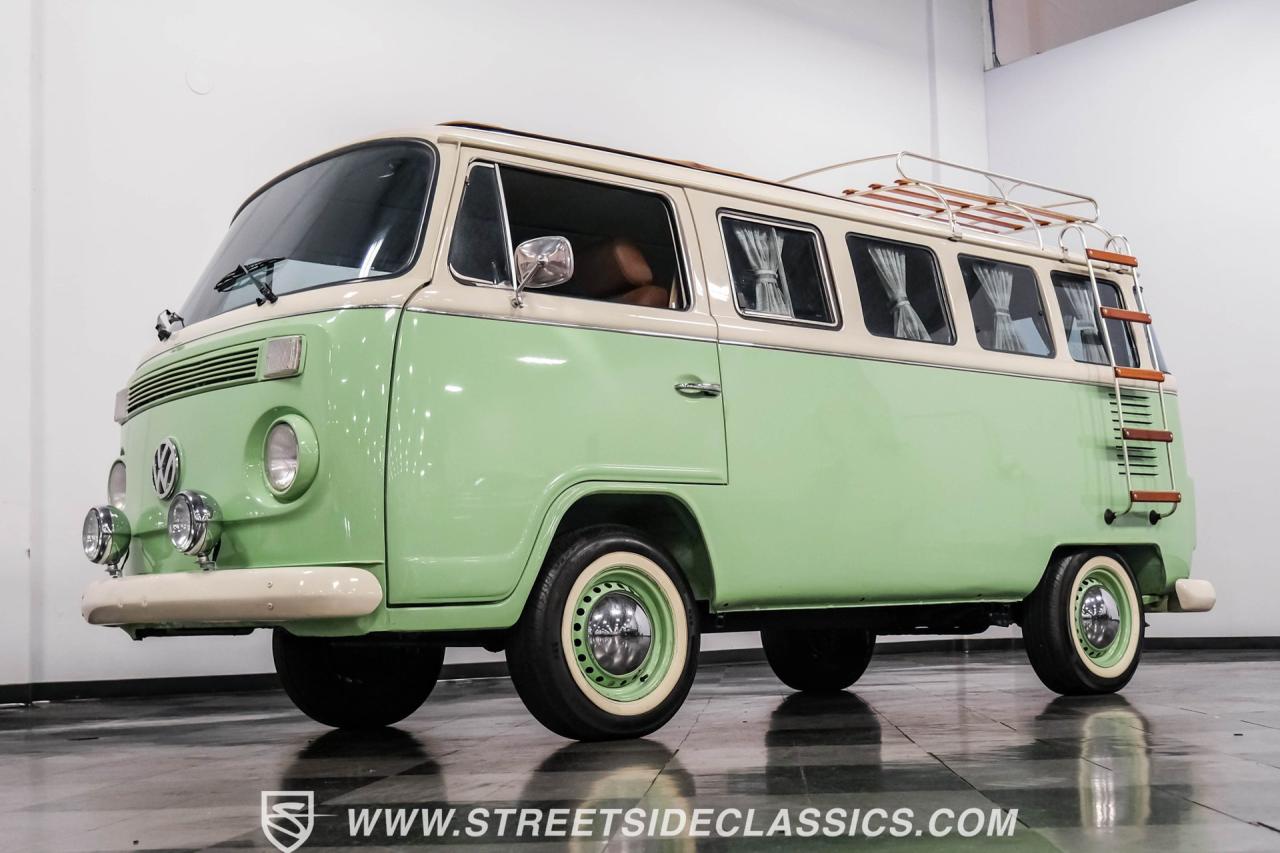 1994 Volkswagen Type 2 13 Window Deluxe Bus