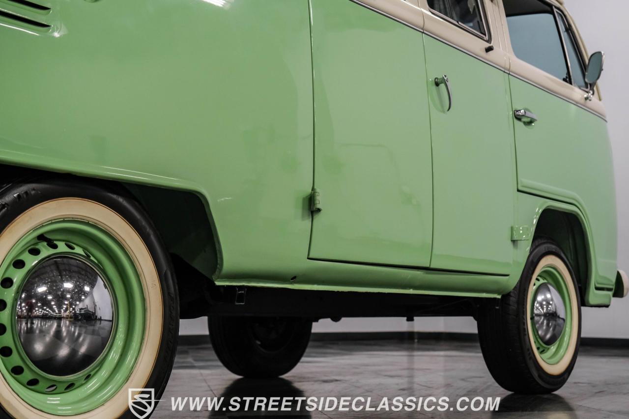 1994 Volkswagen Type 2 13 Window Deluxe Bus