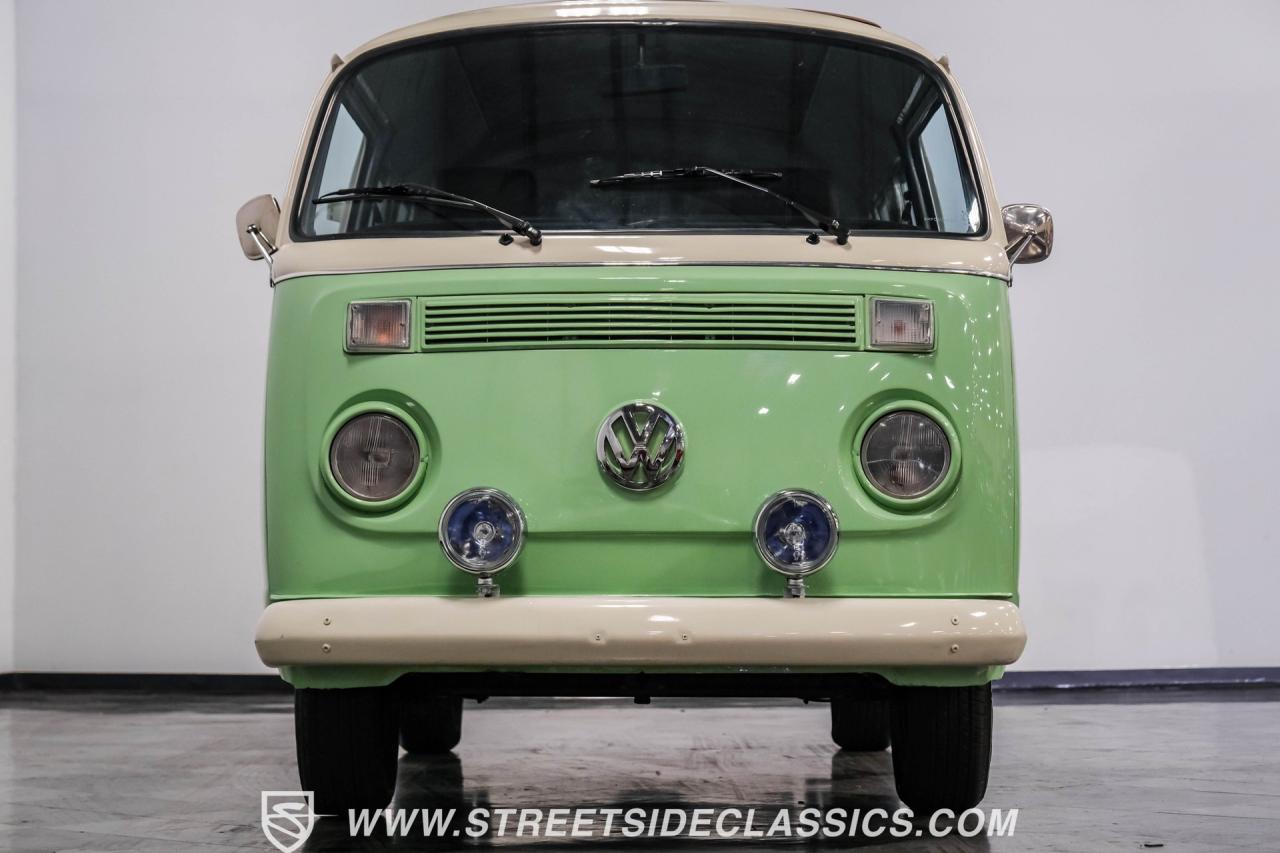 1994 Volkswagen Type 2 13 Window Deluxe Bus