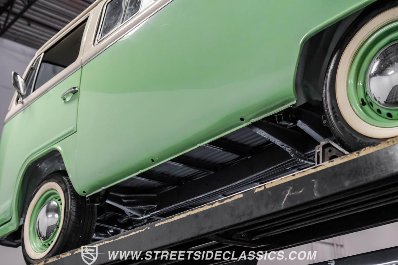 1994 Volkswagen Type 2 13 Window Deluxe Bus