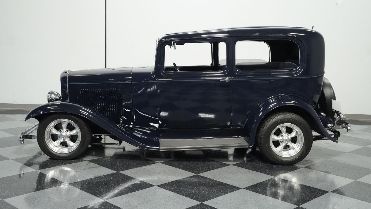 1932 Ford Tudor Streetrod