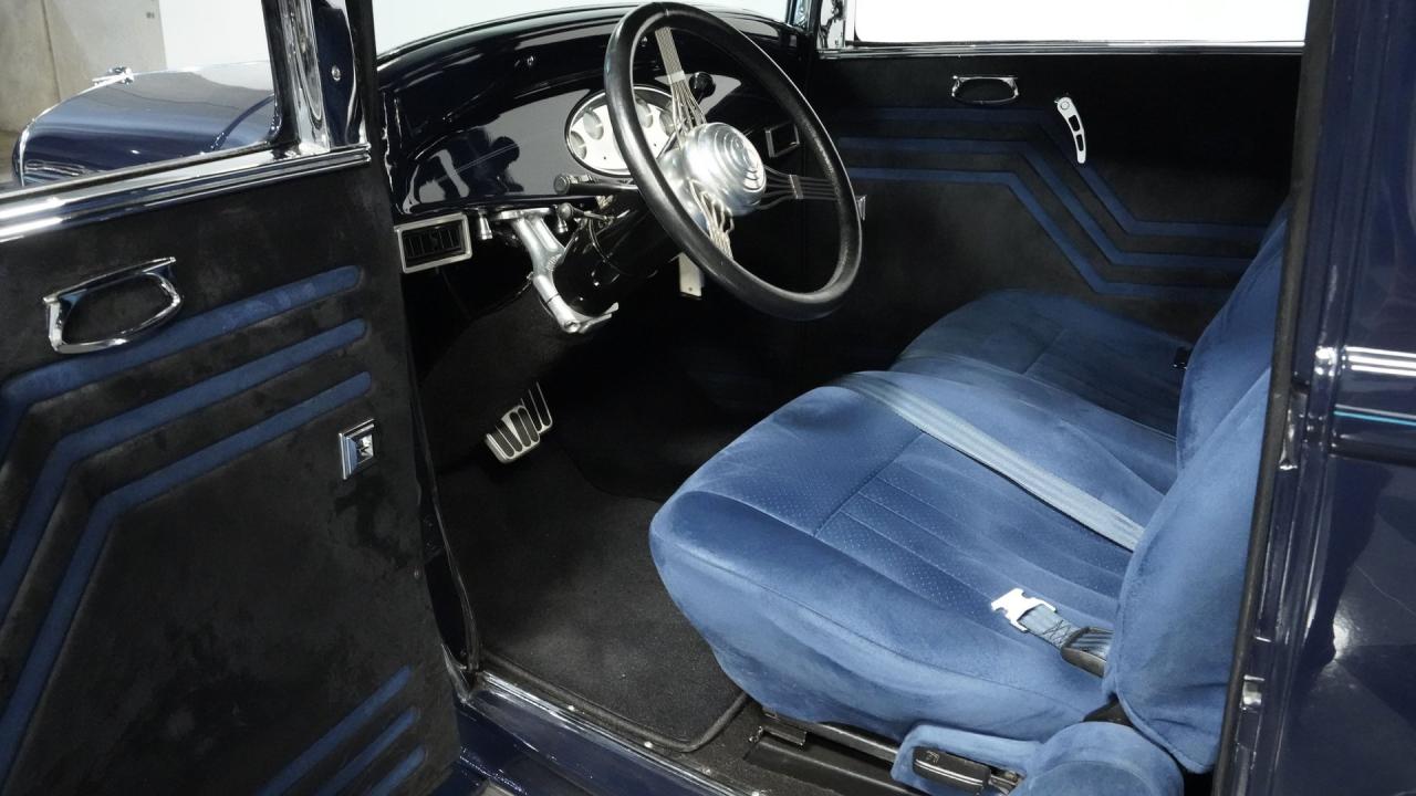 1932 Ford Tudor Streetrod